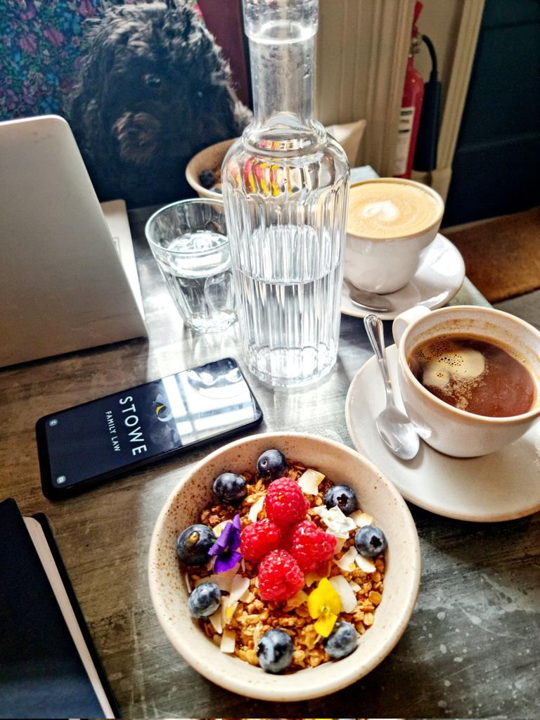 Enjoyed #breakfast with <a href="/PhoebeTurner23/">Phoebe Turner</a> and #Winnie this morning at the beautiful #LimeTreeHotel 👩🏼‍💻👩🏾‍💻☕️🍴🐶