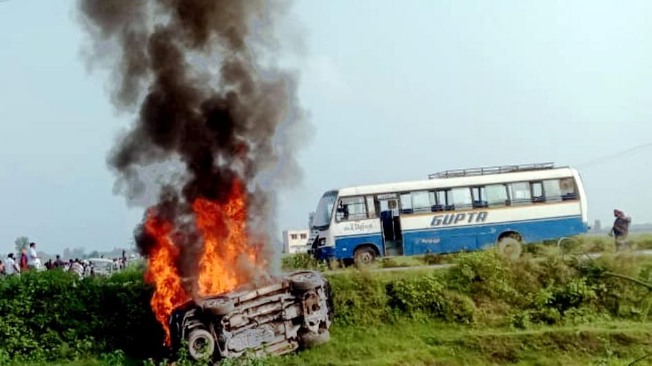 kanak_news's tweet photo. ବିଜେପି ଭୋଟ୍ ଉପରେ ପଡିଲାନି ଖେରି ହିଂସାକାଣ୍ଡ ମାମଲା । ପଢନ୍ତୁ, କେଉଁ ସିଟରେ ବିଜେପିର କ’ଣ ସ୍ଥିତି? #LakhimpurKheri #UPElection22 #ElectionWithKanakNews
https://t.co/oMdAlaXSEH https://t.co/91ToJk7z1g