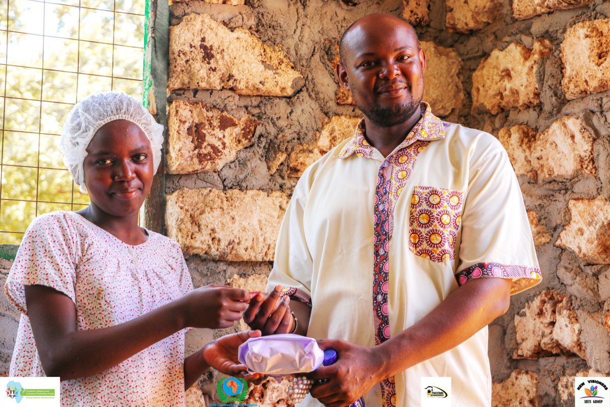 safecommunity4's tweet photo. Girls who are economically empowered are confident enough to compete for opportunities and run businesses and improve their livelihood. #MyVoiceMatters #BuildingGirlsConfidence @CRVPF1  @HerVoiceFund @Hewlett_Found @DSWKenya @GlobalFund @GlobalFundWomen @The_MPT @forimpact https://t.co/xEFYf3mJOA