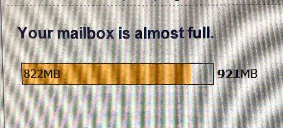 AdamBonfield's tweet photo. I’m sure 821MB is taken up by emails telling me my inbox is almost full…@Outlook https://t.co/uWrSINTpUT