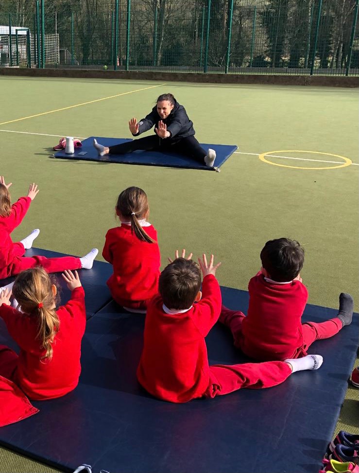 High 5 to yoga in the sunshine! Reception did a great job on their yoga adventure this morning 🤩🌟