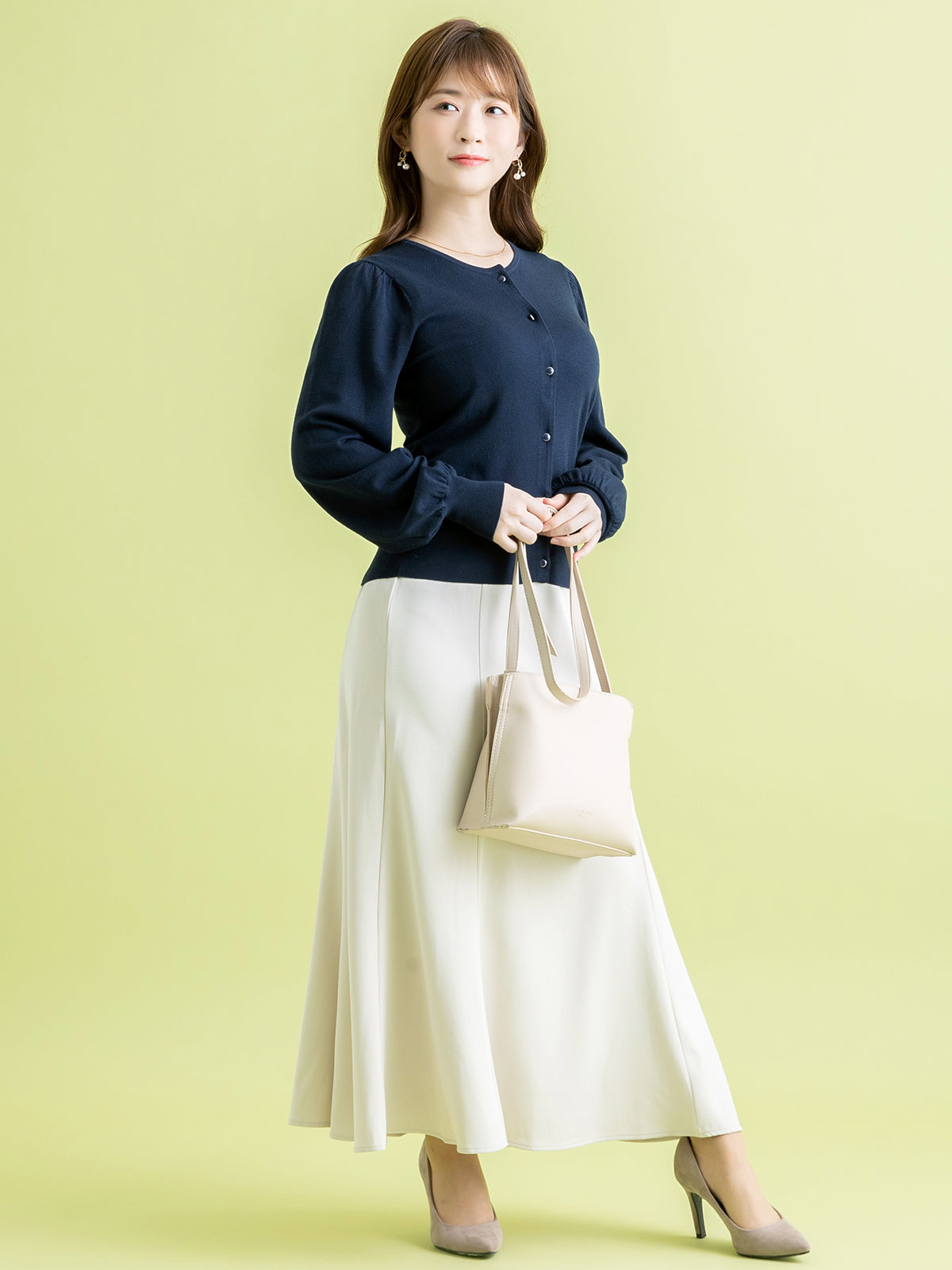 overE│胸が大きな女性のブランド on X: 