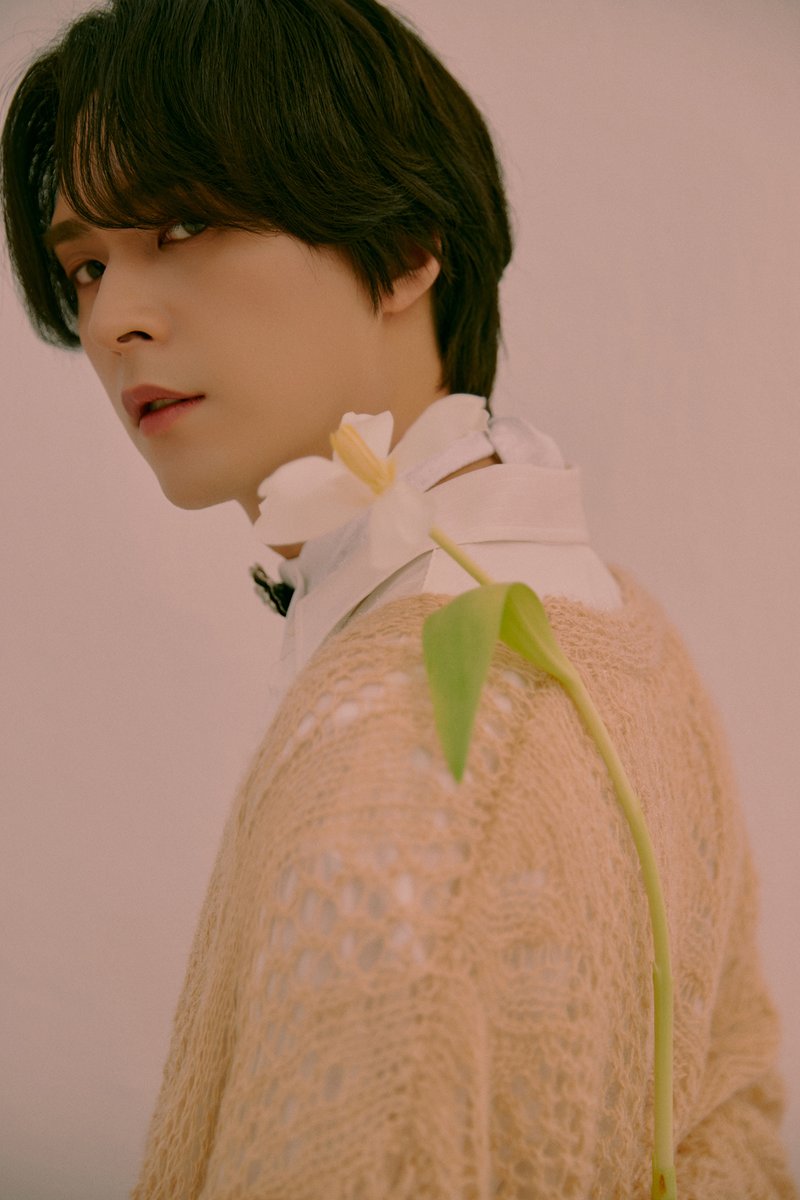 Highlight_AUent's tweet photo. HIGHLIGHT THE 1st FULL ALBUM [DAYDREAM] CONCEPT PHOTO 3. AFTER THE DREAM Ver.
2022. 03. 21. 18:00

✔ https://t.co/kGAC99zF8M

#하이라이트 #HIGHLIGHT #윤두준 #YOONDUJUN #양요섭 #YANGYOSEOP #이기광 #LEEGIKWANG #손동운 #SONDONGWOON #데이드림 #DAYDREAM https://t.co/IxROosMRfJ