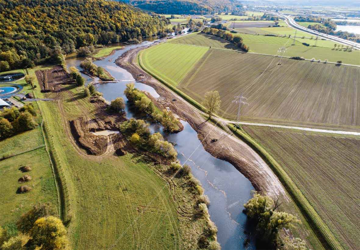 DrChrAlbert's tweet photo. 📣Was sind #naturbasierteLösungen in Flusslandschaften? Welche Vorteile können sie erbringen? Wie kann die Planung und Umsetzung gelingen?
🔟Thesen aus Forschung von @PlanSmart_Info sowie Empfehlungen für BürgerInnen, Planung und Politik in @MagazinNul 
👉https://t.co/nUVwowvDFy https://t.co/D1EtZnAOZV