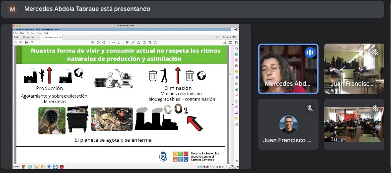 Comprometida videoconferencia intercentros "El cambio Climático y los problemas sociales" con Mercedes Trabraue de la Unidad Orgánica de Educación Ambiental del Servicio Técnico de Lucha contra el Cambio Climático <a href="/Des_Sostenible/">Des. Sostenible y Lucha contra el Cambio Climático</a> <a href="/CabildoTenerife/">Cabildo de Tenerife</a> Nuevos retos 🌍 #ProyectoDubini