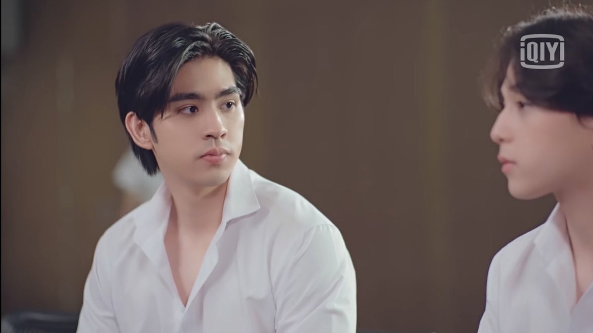 DUNiverse1998's tweet photo. พี่ธนูสุดหล่อ จาก #GenYtheseries  💕 

 #ThanuWayuSpecialMoment
@dunromch #dunromch https://t.co/jbj7fMsyhD