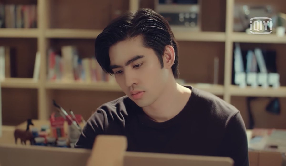 DUNiverse1998's tweet photo. พี่ธนูสุดหล่อ จาก #GenYtheseries  💕 

 #ThanuWayuSpecialMoment
@dunromch #dunromch https://t.co/jbj7fMsyhD