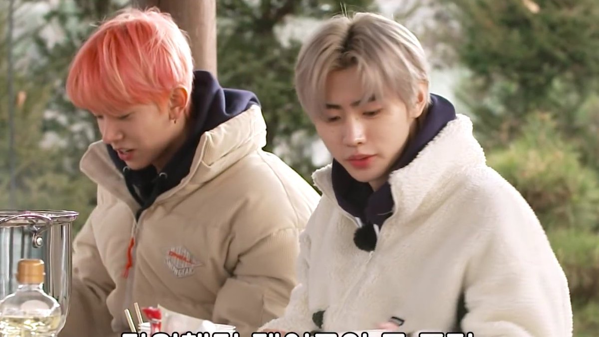 heehoonfeed's tweet photo. heehoon the official mealtime seat mate i said what i said..... https://t.co/cq7SrVOyYx