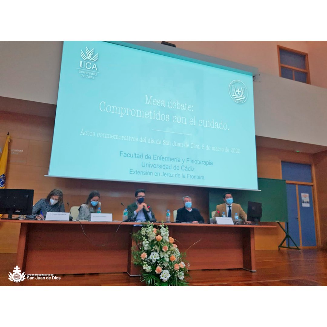 En el marco de las actividades de #SanJuanDeDios, esta semana, hemos participado en la mesa debate: "Comprometidos con el cuidado"  para acercar al alumnado, la vida y obra de San Juan de Dios, patrón de la enfermería y fundador de la Orden Hospitalaria. 
 #UCA <a href="/univcadiz/">Universidad de Cádiz</a>