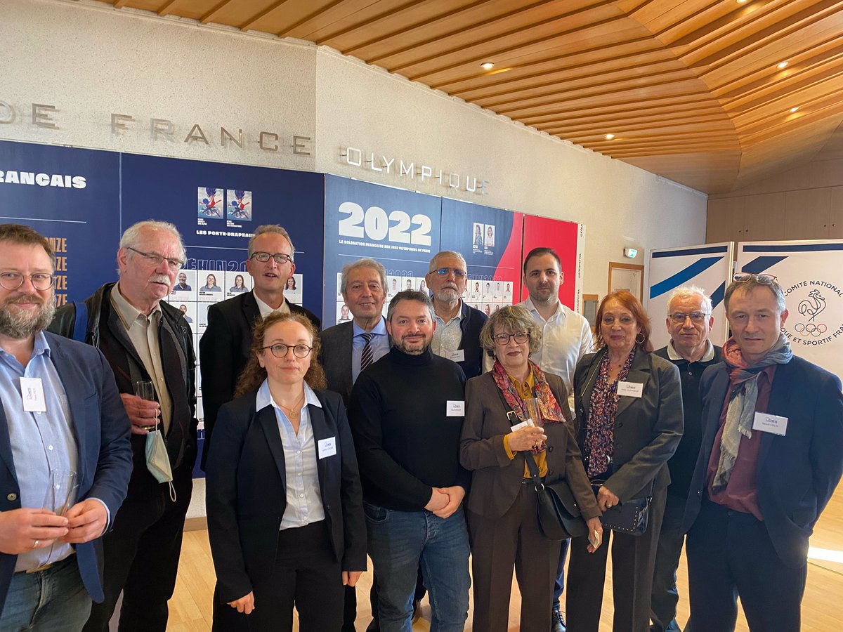 FedeAdedom's tweet photo. Très belle délégation @FedeAdedom à la ConventionUDES !
#ESS https://t.co/afvbKVHmuT