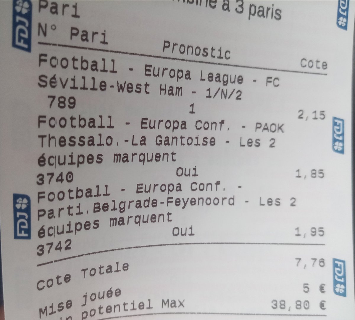 ReivaxNeaj's tweet photo. @Kapigol1 Allez avec le p'tit café ☕ avant de reprendre le taf 🤞 https://t.co/ckaReTHZhc