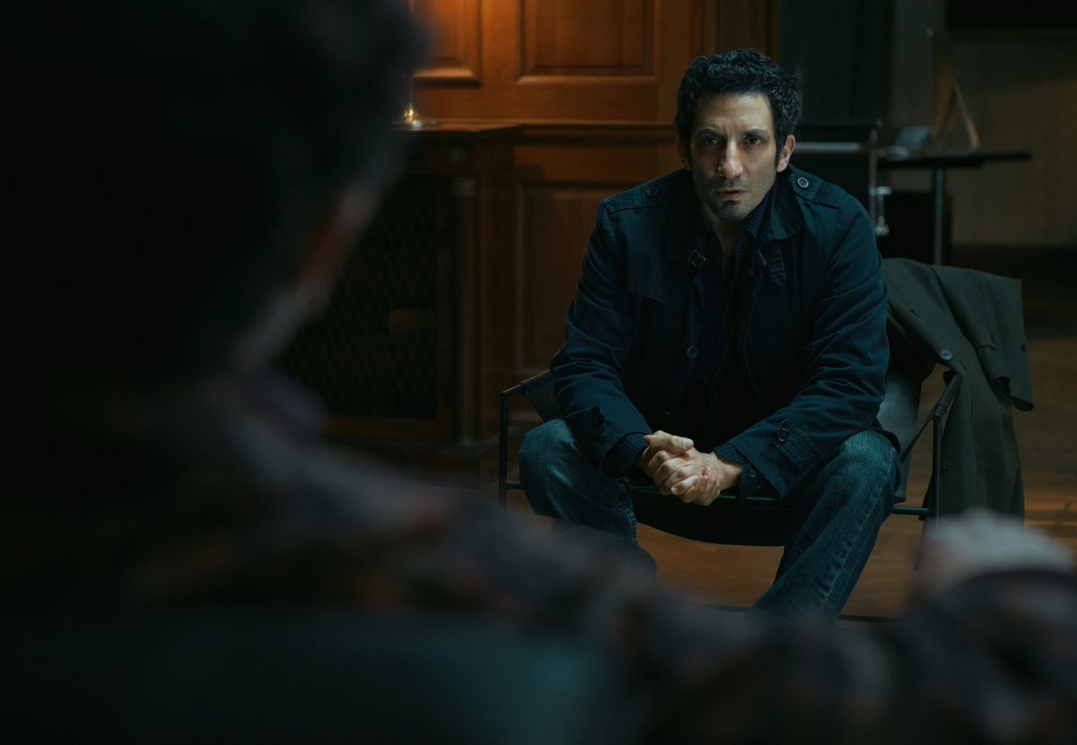 CheNetflix's tweet photo. Atención que hay fecha: el 15 de junio llega LA IRA DE DIOS, del director Sebastián Schindel (Crímenes de familia) con Juan Minujín, Macarena Achaga y Diego Peretti, basada en el libro La muerte lenta de Lucía B. de Guillermo Martínez. https://t.co/C2fQOb5GPt