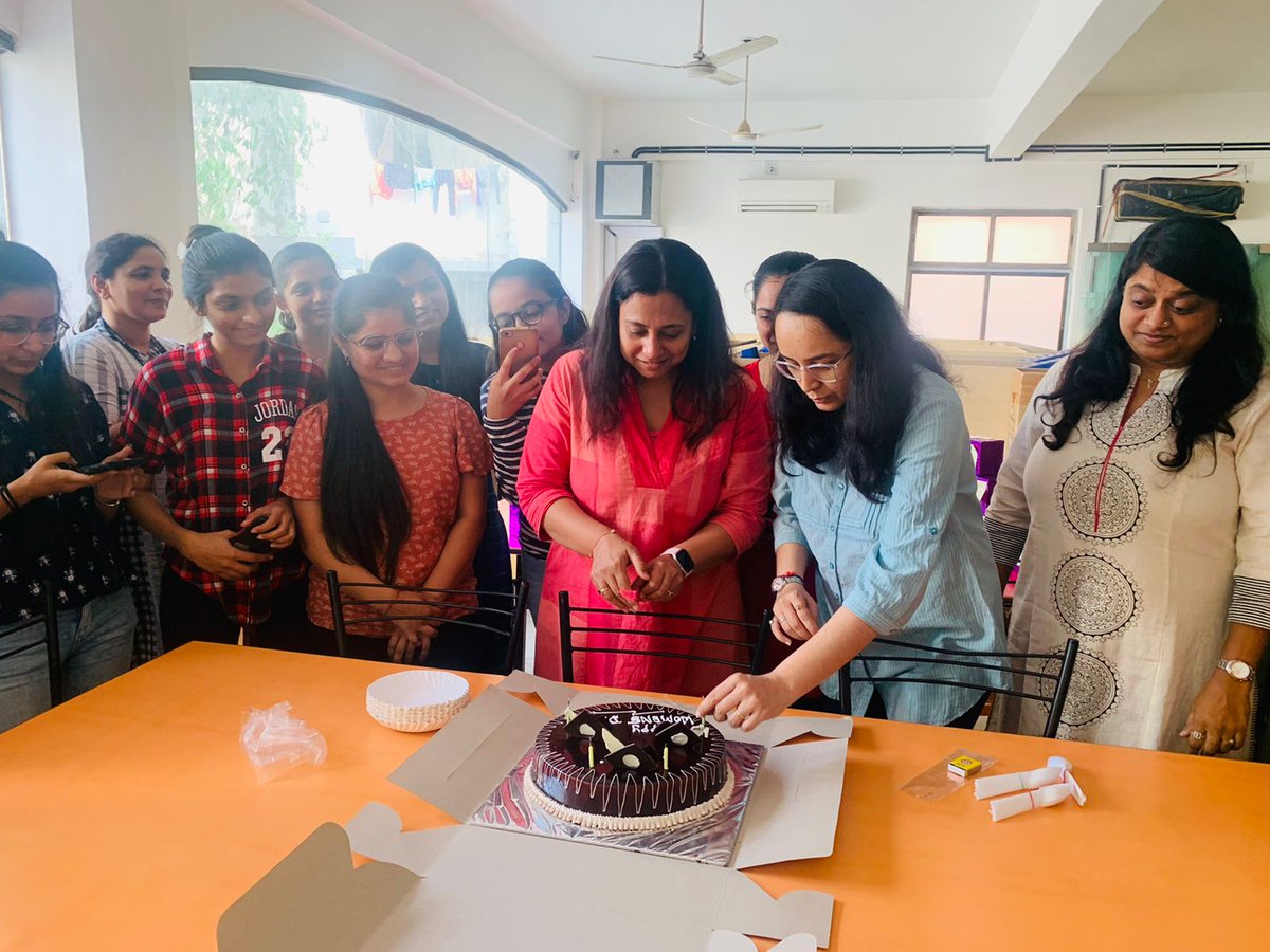 infospec_india's tweet photo. Here are some glimpses of the recent Women’s Day Celebration at SPEC INDIA!
Women pioneers of SPEC INDIA celebrated Women’s Day with fun, cake, and snacks!
https://t.co/9kykTXfFE3
#WomenAtSPEC #BreakTheBias #LifeAtSPEC #SPECEvents #WomensDay2022 #SPECalites https://t.co/Bz7rUVecCs