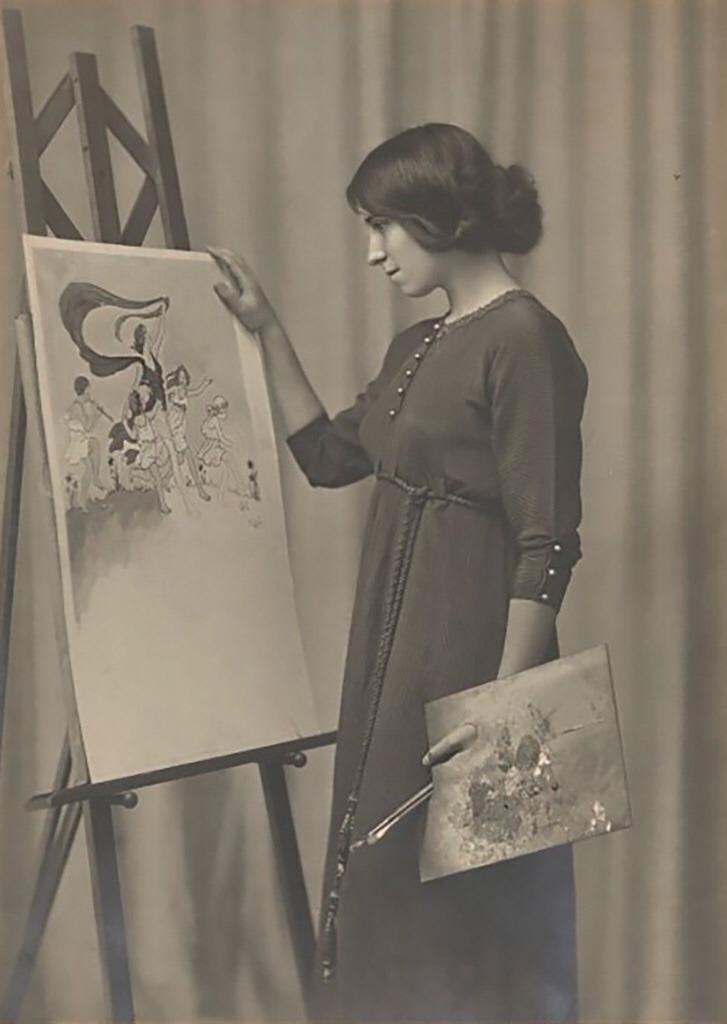 SocStreatham's tweet photo. Margaret Morris the dancer was born #OTD 10 March 1891
Photo Charles Christian Borup, 1913. Danish-born photographer of 156 Streatham High Road #StreathamHistory #Borup #StreathamPhotographer https://t.co/mfK4gbP40a