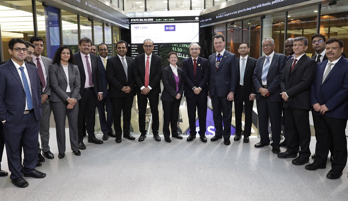sbi_uk's tweet photo. Chairman of State Bank of India @TheOfficialSBI, Mr Dinesh Kumar Khara opened the London Stock Market today

#SBIUK #LSEG #Londonstockmarket https://t.co/dZyDyidoPB