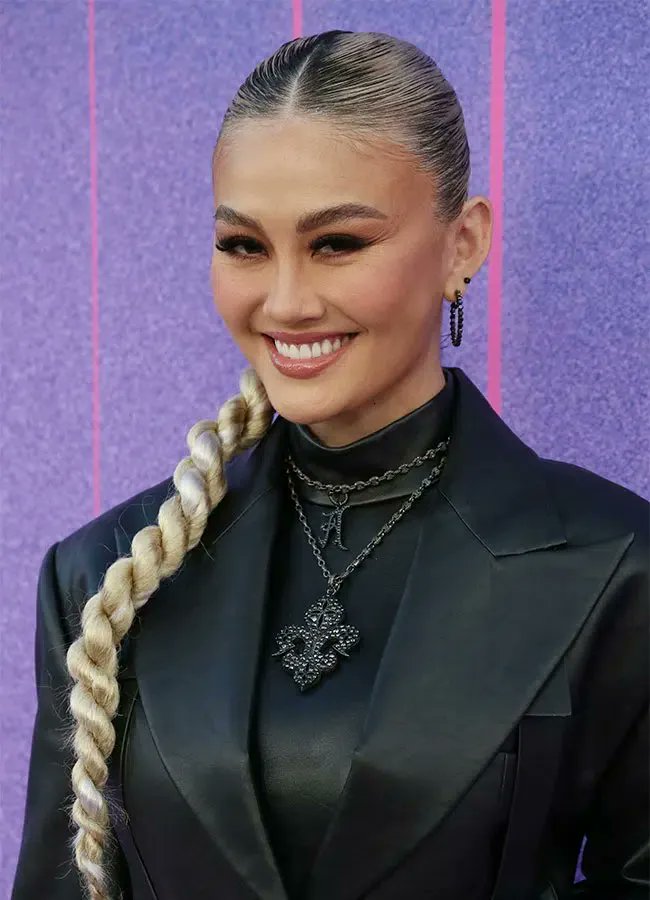 .@AgnezMo’s comeback single ‘Patience’ has reached Top 30 on Mediabase US Urban/ R&amp;B radio.

Congratulations! 🍾