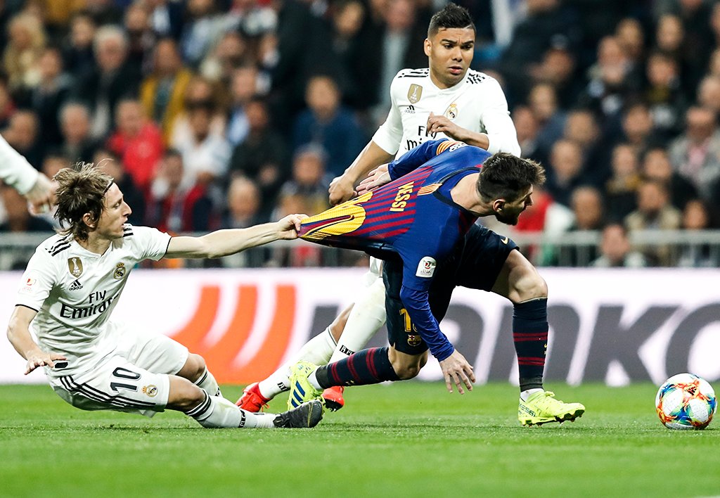 Madrid_Indo's tweet photo. 2014
2019
2022 

@lukamodric10 🆚 Lionel Messi 👕 https://t.co/xNb63E4NiM