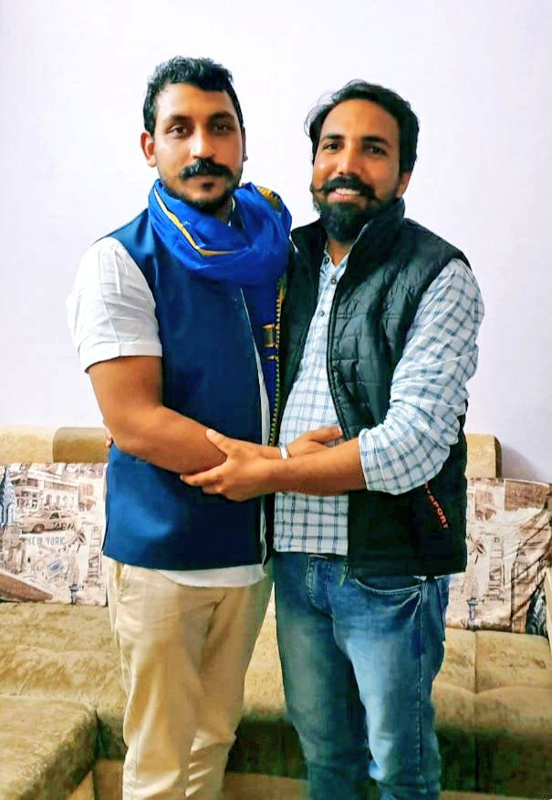 BA4MP_'s tweet photo. लड़ेंगे जीतेंगे, संघर्ष जारी रहेगा।
हम जीत में भी तेरे साथ थे, हार मे भी तेरे साथ हैं ,क्योंकि हम राजनीति के कम, तेरे हौसलों के ज्यादा दीवाने हैं।।

मैं भाई चंद्रशेखर आज़ाद जी के साथ था, हूं और रहूँगा। बहुजन राज स्थापित होकर रहेगा।

सुनिल अस्तेय
पूर्व प्रदेश प्रभारी भीमआर्मी/ASP https://t.co/LoNTt2qCo3