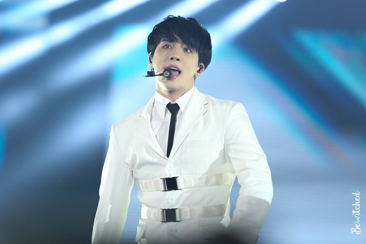 “Actually I personally cannot agree with the statement that using SNS is a waste of life.”

cr: cosmicsticks