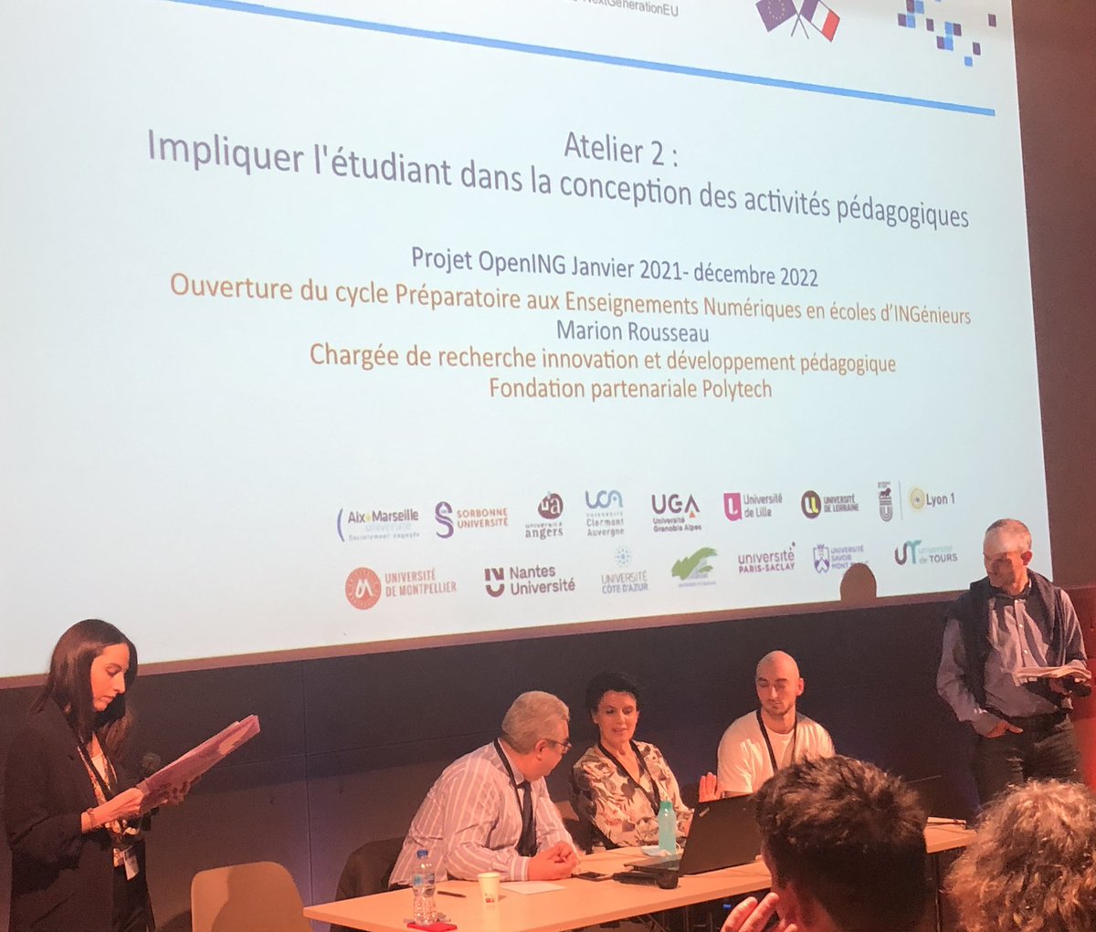 #JIPES l’atelier 2 #theplacetobe pour lier expérience étudiante et pédagogie dans une perspective de co-conception de ressources, d’activités, d’évaluations : « Impliquer l'étudiant dans la conception des activités pédagogiques » #CoDesign avec Marion Rousseau de <a href="/reseaupolytech/">réseau Polytech</a>