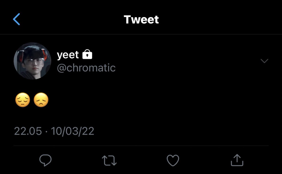 e tweet media