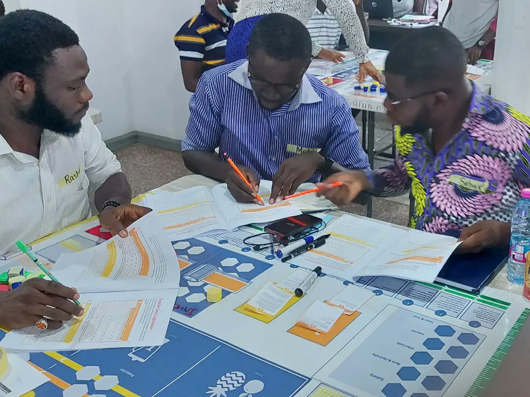 phresh_melchi's tweet photo. TO YOU READING THIS 
The Development of Our Country or Your Country is Based on our Mindset and Action,
We are Rolling with a Mindset To Develop Our Country and Our Actions
We Have One GHANA  
#UnstoppableLegend💪 
#GCYE 
#OurCountriesDevelopment
#MOSBFarms 
#LegendsHub🏢 https://t.co/7xTJqWnaL4