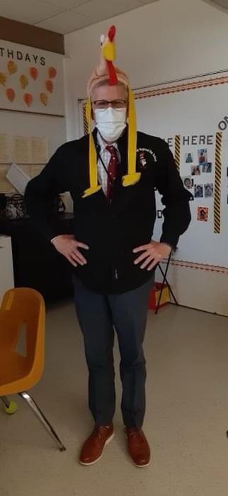ESCofNJ's tweet photo. Some more Read Across America fun at PRDS! #ESCNJ #PRDSNJ https://t.co/6ZUyC9VKTw