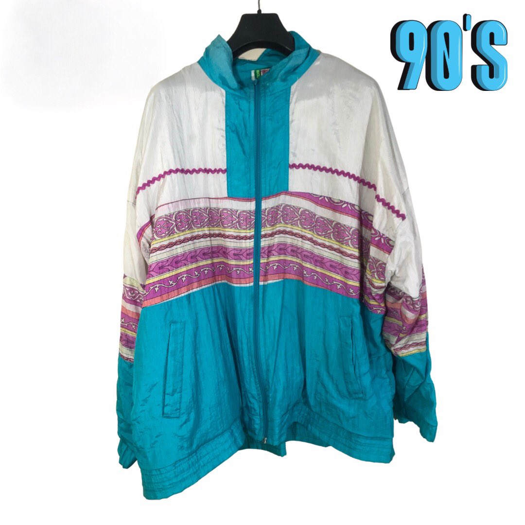 thriftlotus's tweet photo. Vintage 90’s blue jacket 
Size: Xl(69cm*65cm)
Brand:Spirit https://t.co/JMT0GI6pql