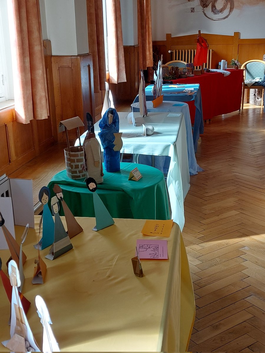maisondio80's tweet photo. En cours, une journée de rencontre sur l'accompagnement les personnes en situation de #handicap.
Une exposition sur les supports catechetiques sera encore visible du 14 au 18 mars, 9h-12h/14h-17h, à la maison diocésaine. https://t.co/XxdazikBzn