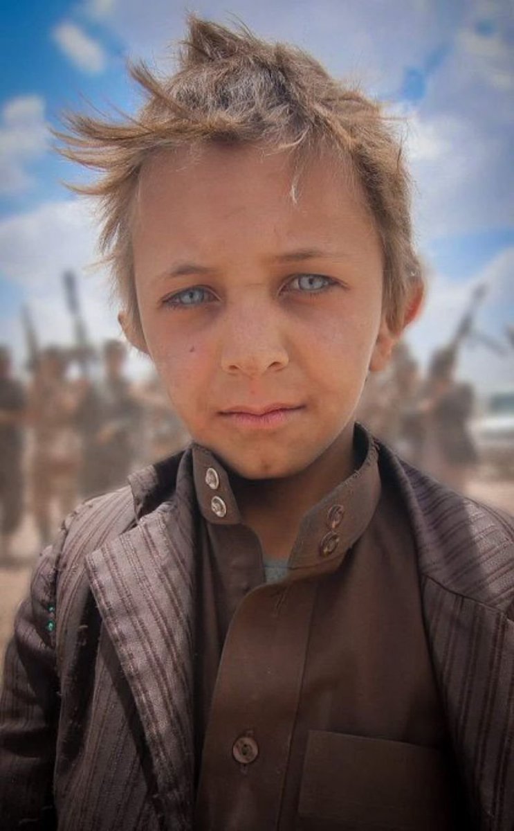 LailaPalestini1's tweet photo. #Yemen has blue eye children

Maybe it’s a good time to also tell Saudi Arabia to stop dropping bombs in Yemen. https://t.co/qs8O7JQhsz