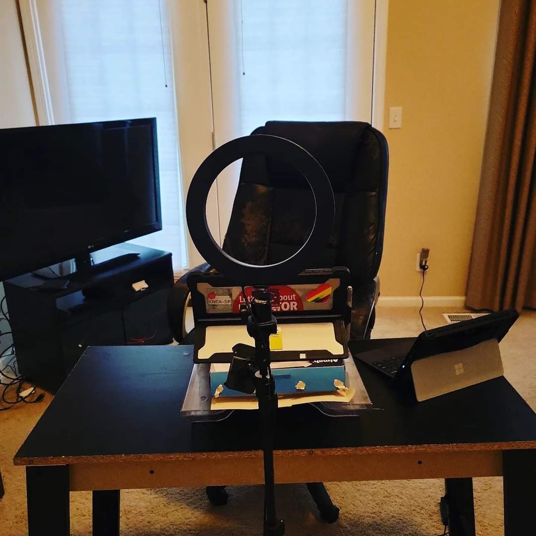 AngSuperPowers's tweet photo. There's nothing like setting up a home office in your bedroom for remote teaching! #snowday #readyforstudents https://t.co/MSL0bKr6B4