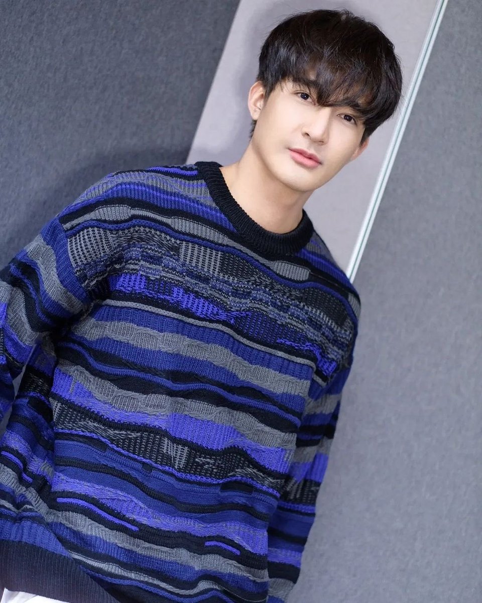 EarthOfficialFC's tweet photo. ความจือปากนั้น…หล่อไม่ไหว 😍

IG : jejee_wiranphat
🖇 https://t.co/mqWDRWnuZM

Earth Pirapat 
@Earth_Pirapat #EarthPirapat #ชาวโลก https://t.co/7Fu9gHW48C