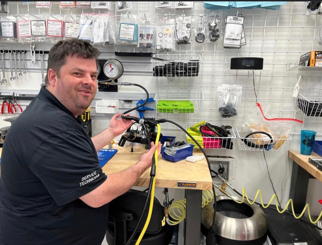 divegeorgia's tweet photo. Dive “season” is here and now is the perfect time to bring your gear in for service. 

Take good care of your gear, and your gear will take good care of you! It is your life support! https://t.co/EkqEa5m74y