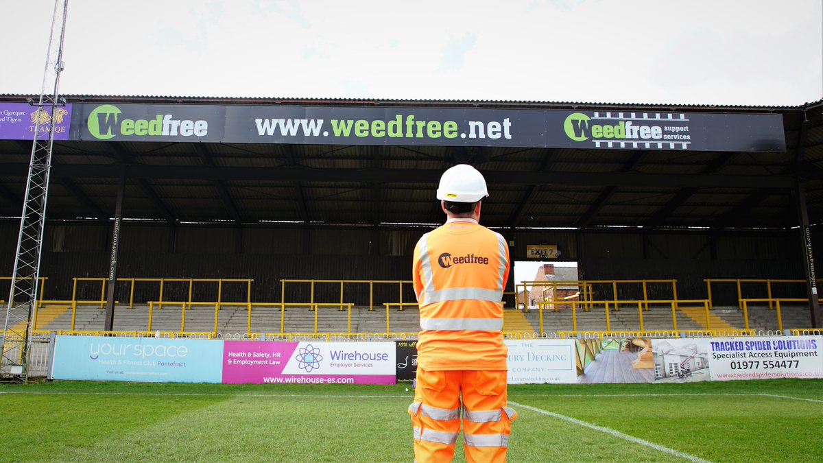 CTRLFC's tweet photo. 🌿 Thank you to our club partners @Weedfreeltd for assisting with some of our ground maintenance this morning

🙌 Thanks for your continued support!

#NewCasEra | #COYF https://t.co/7krtM78J4K