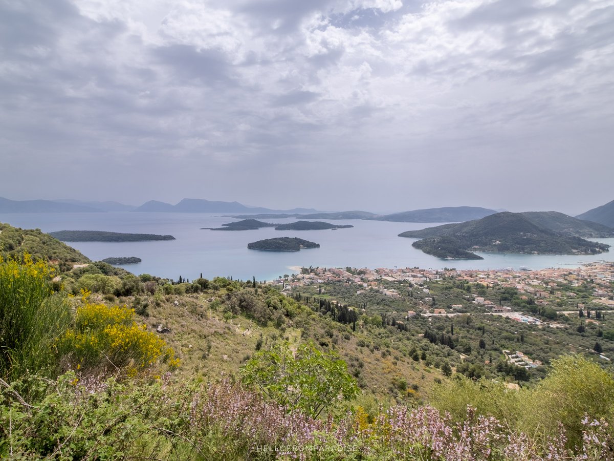 LefkadaLastMin's tweet photo. 1,2,3 take me to Nidri. Or even better, take me to the top of Nidri 😉 #LefkadaIsland #GreekIslands https://t.co/1j5raZx3Ae