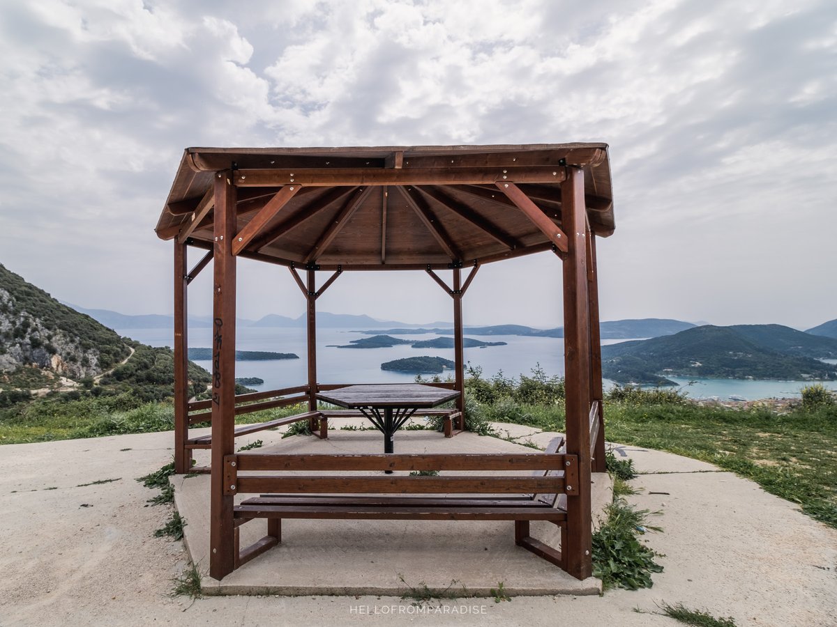 LefkadaLastMin's tweet photo. 1,2,3 take me to Nidri. Or even better, take me to the top of Nidri 😉 #LefkadaIsland #GreekIslands https://t.co/1j5raZx3Ae