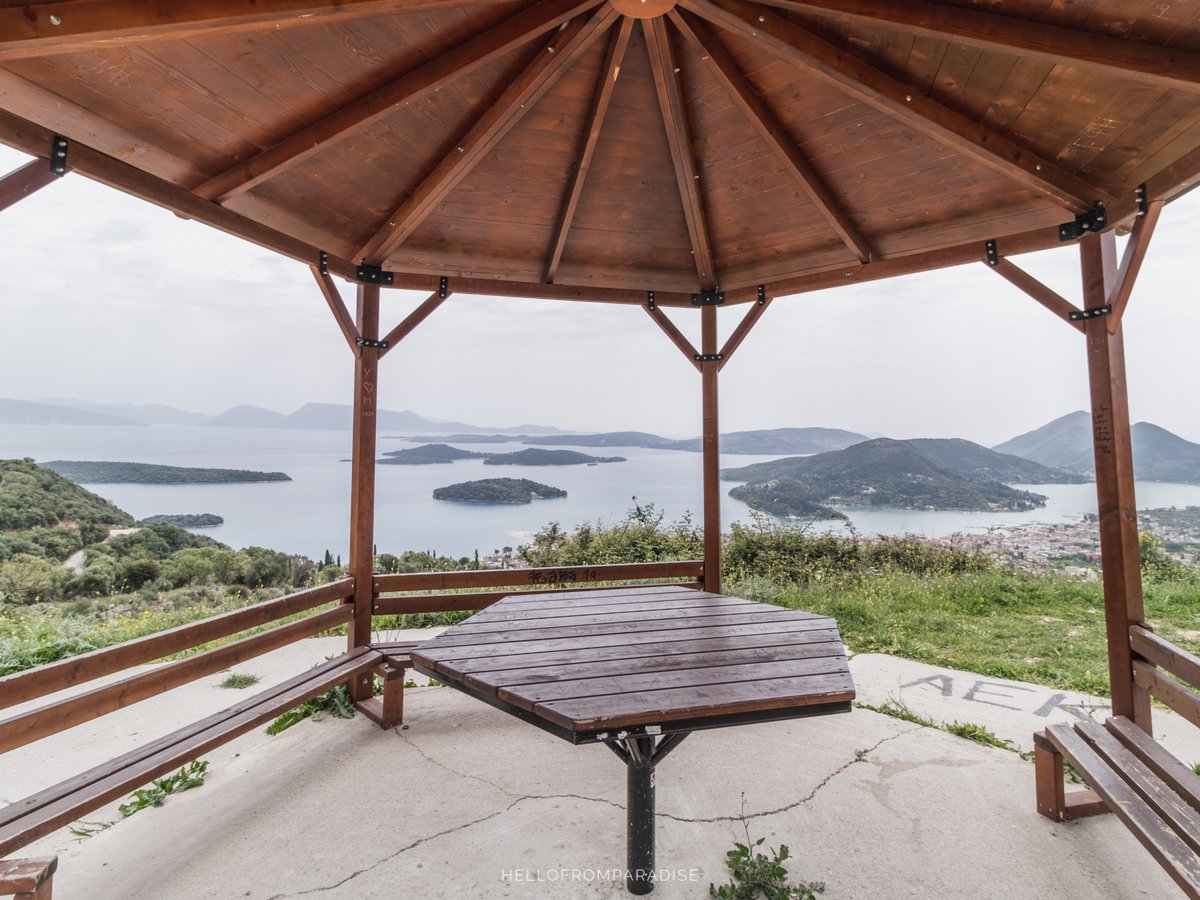 LefkadaLastMin's tweet photo. 1,2,3 take me to Nidri. Or even better, take me to the top of Nidri 😉 #LefkadaIsland #GreekIslands https://t.co/1j5raZx3Ae