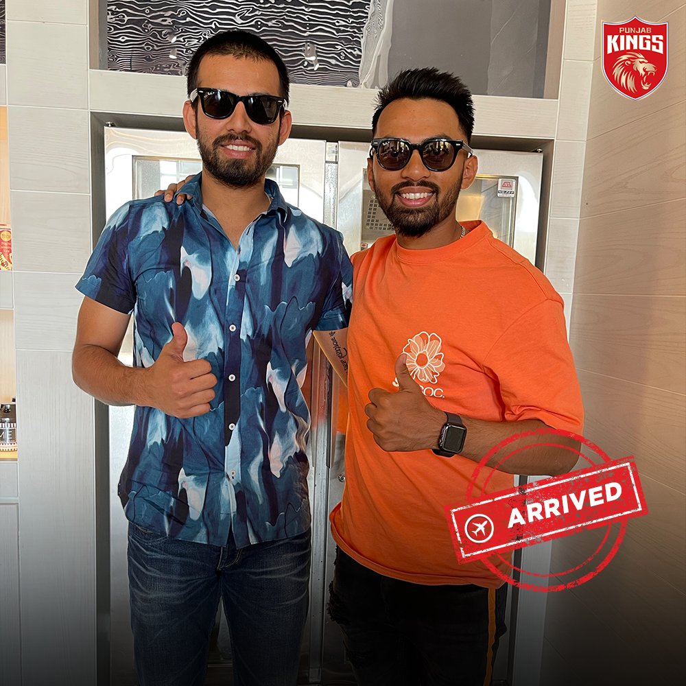 PunjabKingsIPL's tweet photo. Vidarbha ✈️ Mumbai 

Two more 🦁s, Atharva Taide and Jitesh Sharma join #SaddaSquad today! 😍

#SaddaPunjab #TATAIPL2022 #PunjabKings https://t.co/7T4sHXuGOR
