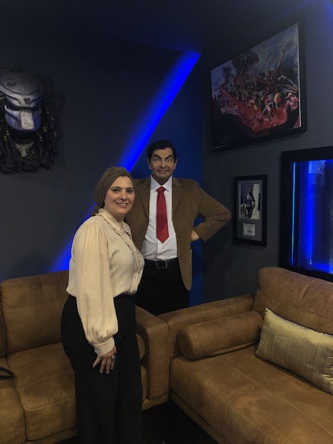 drhananselim's tweet photo. Have you ever gone into a candy store and been so delighted because they have a ton of your favorite candy?! That's how I felt as I went into the #Raggsshow studio this afternoon. I've never seen a studio with so many wax figures. @onewithraggs @ahmed_official_producer! https://t.co/fz7miQUPbb