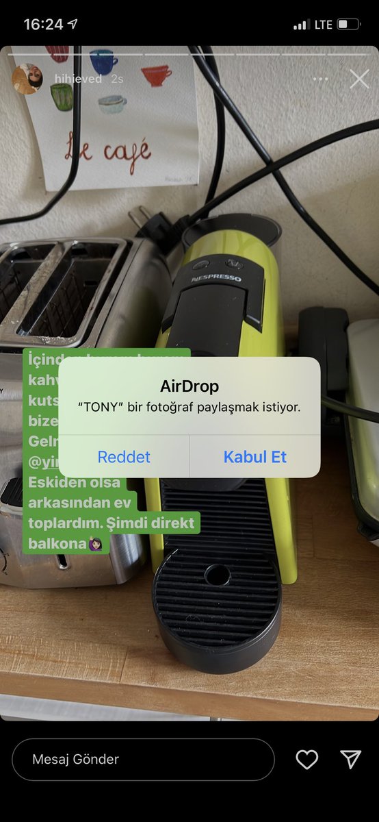 Bu ne bu yeni flört yöntemi falan mı her yerde a-aa