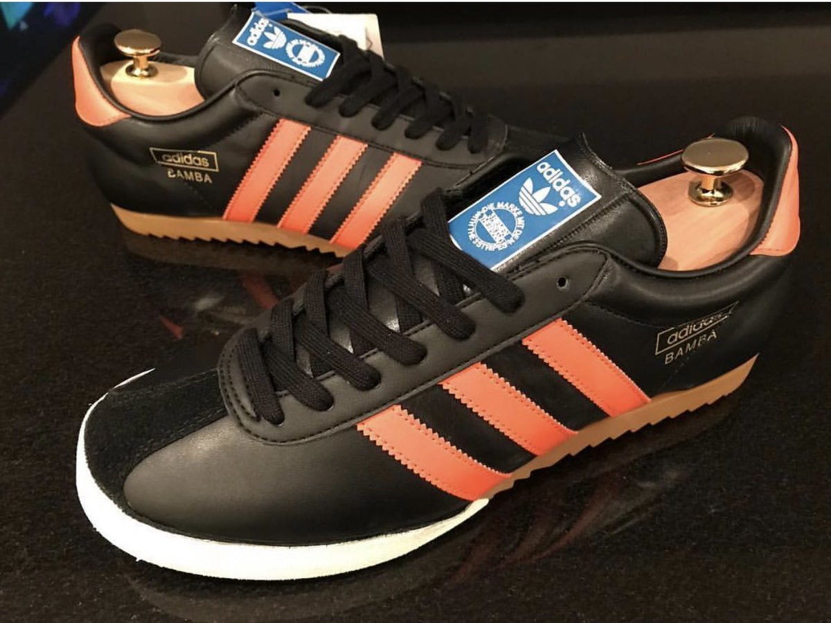 waynetaylor111's tweet photo. Bamba 

#adidasbamba #Adifamily #ShareYourStripes #adidasoriginals @adidasoriginals @adidasonfoot @adiFamily_ https://t.co/ZeQOAKDDiK