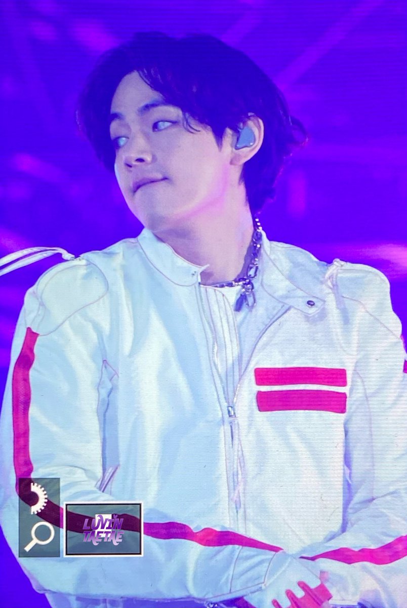 Luvin_taetae's tweet photo. 220310_PTD 콘서트 PREVIEW

#방탄소년단 #BTS #V #뷔 #テテ
#TAEHYUNG #태형 @BTS_twt https://t.co/IP8p1ev53j