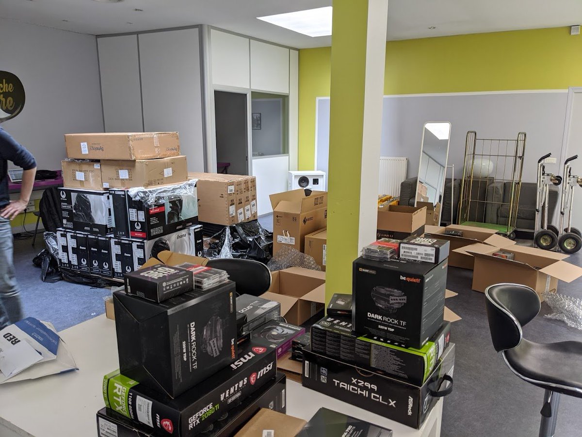 NelsonVonGarcia's tweet photo. May 2020, first packages arrived for the #EUL ~ #APACL. A beautiful story started to shape, simultaneously enchanted and repelled by the inexhaustible variety of things we had to do in such a special worldwide context. Incredible memories with incredible people #R6 #esports https://t.co/gL7LIZ5Ifs