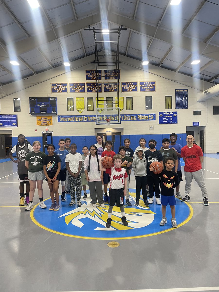 ushoops's tweet photo. 😀😇#BeHere at "HOOPS"
#FreeTrial
Thursdays 7pm. Boys & Girls Grades 1-5 & 6-8
😇😉Put your young ones on a path:
1. Develop the #RightFoundation
2. Return➡️make new friends
3. Enjoy Competition
@EdisonRec @MetuchenYMCA @MetuchenGbb @NJLadiesHoops @NoBoyzAllowedBB @raptors_nj https://t.co/3HMIG1R53K