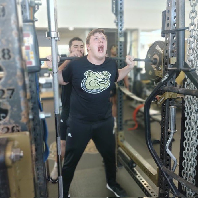 BryantUFootball's tweet photo. Moving weight and finishing our winter workouts STRONG

#ExpectToWin | @BryantStrength https://t.co/pfvsrCRw0v