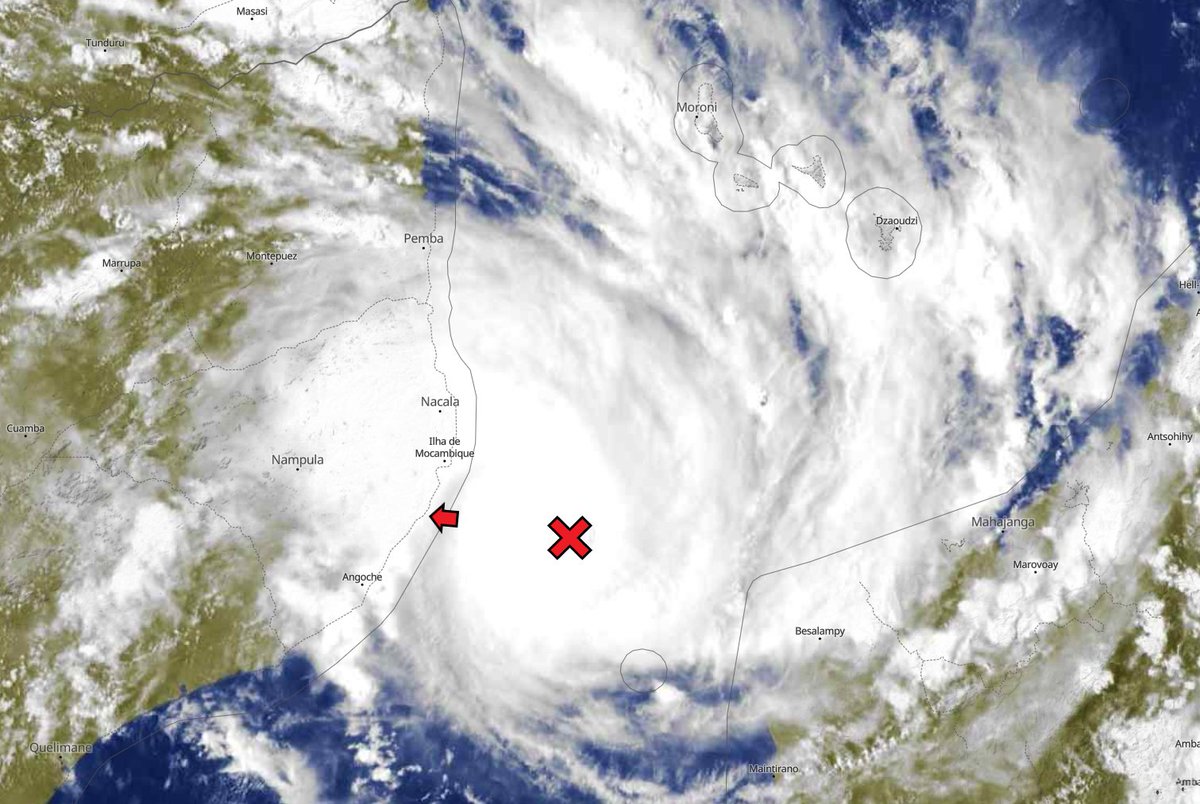 Meteouragans's tweet photo. #Cyclone #GOMBE continue son renforcement vs 130-140 km/h rafales 170-185 km/h 975-979 mb. C'est l'équivalent d'un #ouragan de cat.1 SS. Les habitants du #Mozambique se doivent de terminer leurs préparatifs car devrait s'intensifier davantage avant d'arriver #Nacala et #Angoche. https://t.co/URpUHHRewV