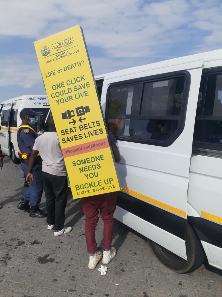 MovingBoardSA's tweet photo. THAT TIME OF THE YEAR IS NEAR.
Brands will be fighting to get a share of Easter Holidays spending from consumers. 
MOTION Advertising Boards 
MOVING BOARD SA IDEA IN MOTION  is here to take your brand Direct to your Target Audience 

#motionadvertisingboards 
#movingboardsa https://t.co/diZcITaEOB