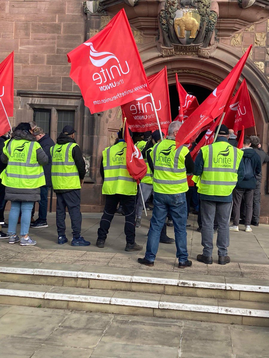justice4refuse's tweet photo. Coventry council have suspended one of the reps. Not only are they content trying to pay below the rate for the job, now they’re trying to terrify people.

Today they went down to the council offices demanding a meeting with a leader of the council. They refused. https://t.co/V36KwtB6pT