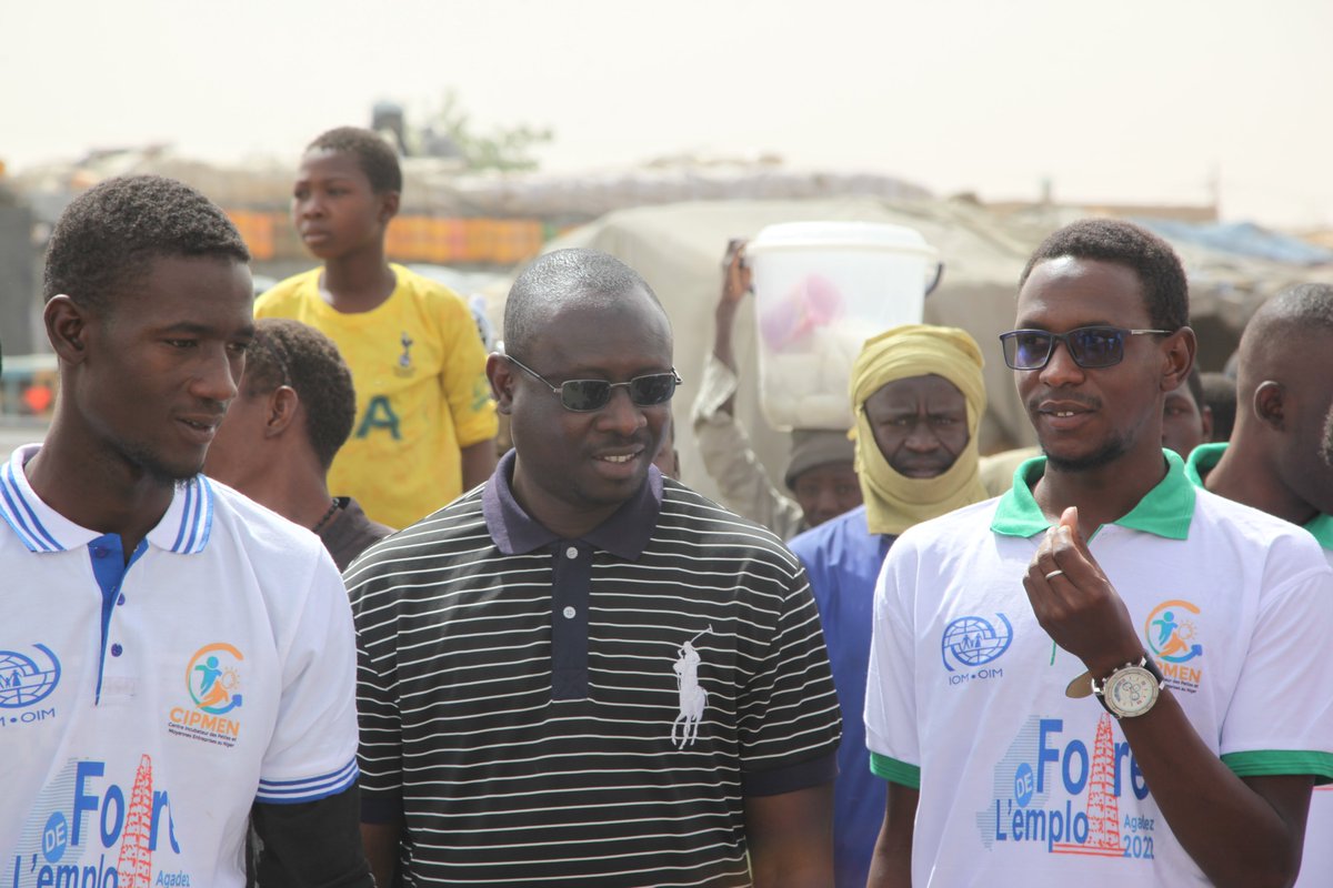 Cipmen's tweet image. Allôôô Agadez es -tu prêt? La caravane de la foire de l'emploi 2ème édition a déjà commencé à sillonner la ville en marge de la foire qui se déroulera du 15 au 16 mars prochain à La Maison de la Culture de Laya 
Venez nombreux vivre ces moments inédits! 
#OIM #cipmen #AICS #UNPBF