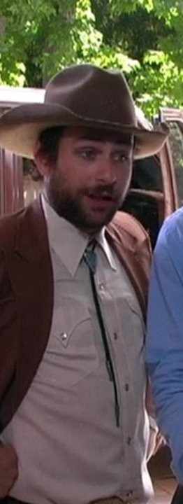 thinkin I may buy a couple thousand gallons of gas before prices go any higher.. who wants to throw down